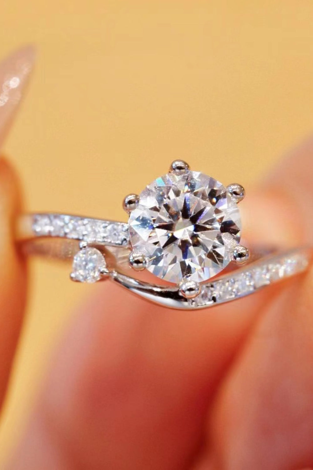 It's All Love 1 Carat Moissanite Bypass Ring