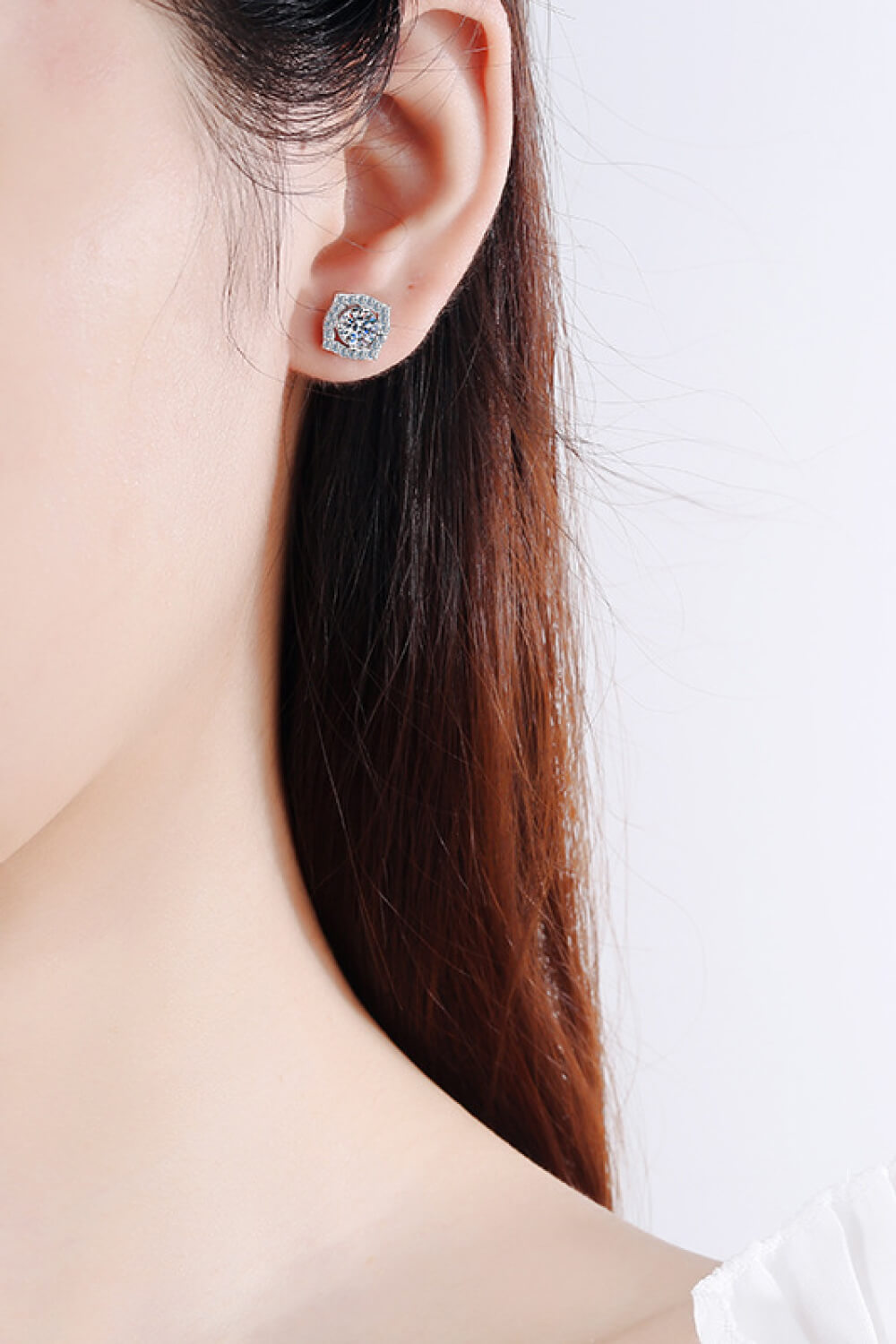 1 Carat Moissanite Geometric Stud Earrings